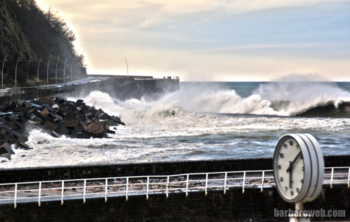 Foto: Hora de olas en San Sebastin