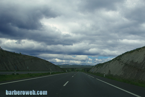 Foto: Nubes en la carretera