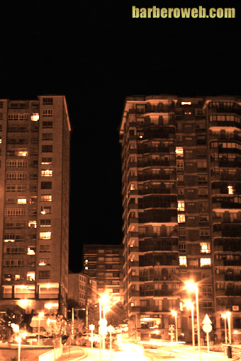 Foto: Edificios en la noche
