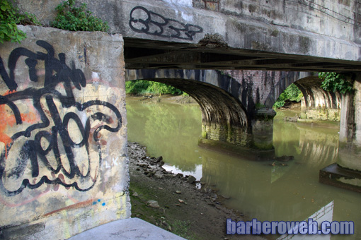 Foto: Graffiti en el puente
